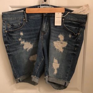 TORRID Stretch Boyfriend Jean Shorts